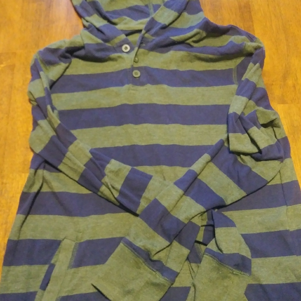 Men's long sleeved hoodie